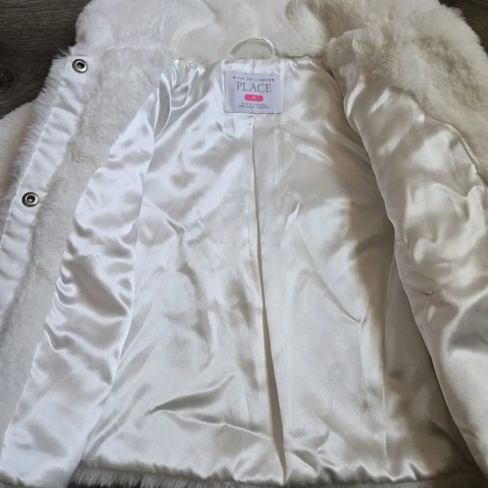 The Children's Place Girls 4T White Faux Fur Coat Jacket Winter Formal Holiday